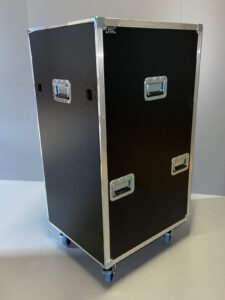 Dutycases_flightcases_Slamrack_tbv_23he-binnenracks_closed