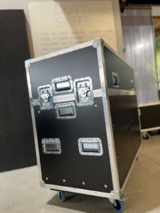 Dutycases_flightcases_AV-regiedesk_compact-all-in_compact